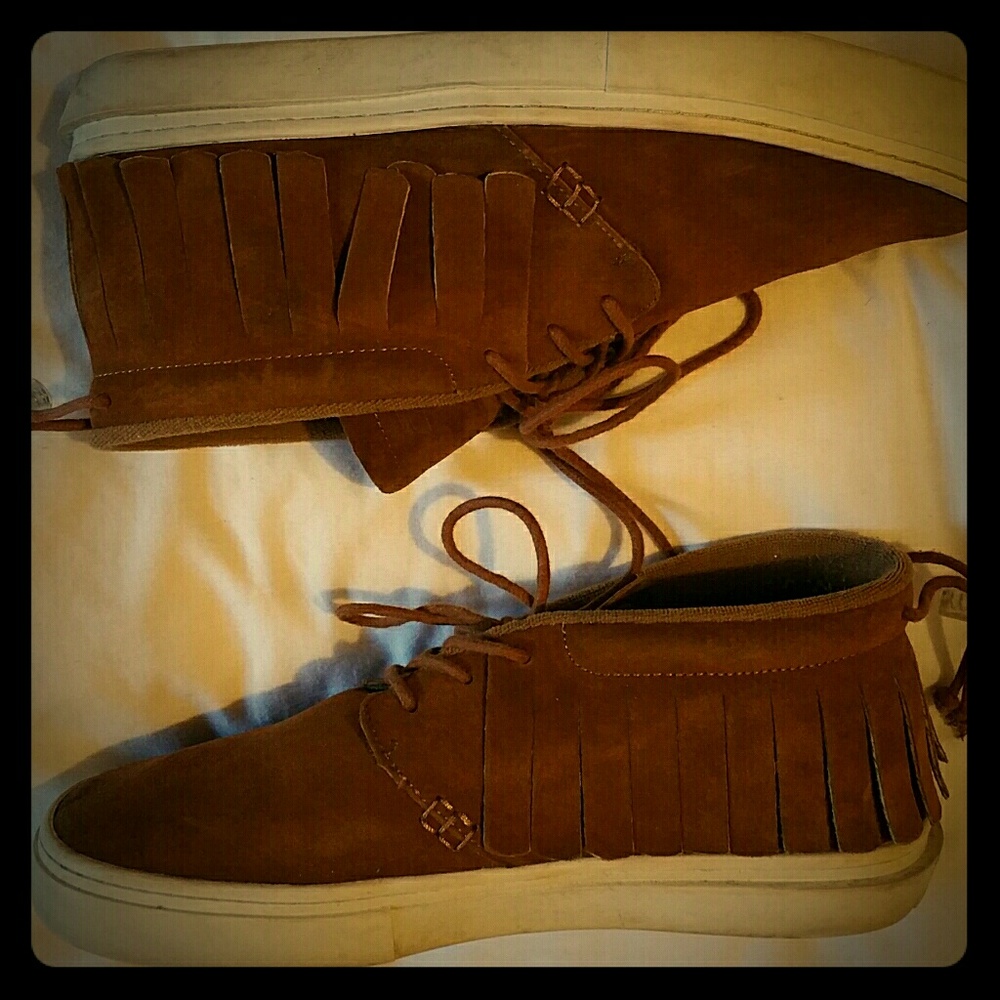 Clear Weather "One-O-One" Suede Chukka